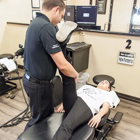 Chiropractic Chandler AZ 1-On-1 Stretching Service Box